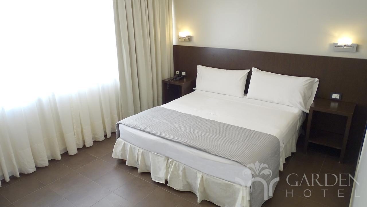 Garden Hotel Cordoba Exterior photo